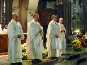 Installatieviering pastoor Hedebouw